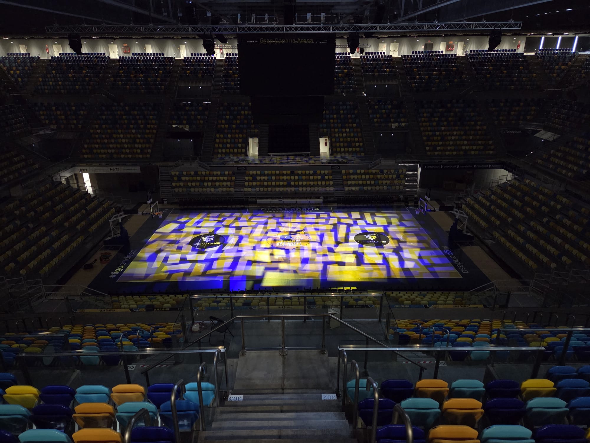 Soluția de iluminat ArenaVision Gen 3.5 de la Signify a fost aprobată de Equipment & Venue Centre al Federației Internaționale de Baschet (FIBA)